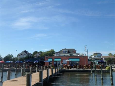 dock of the bay restaurant baltimore